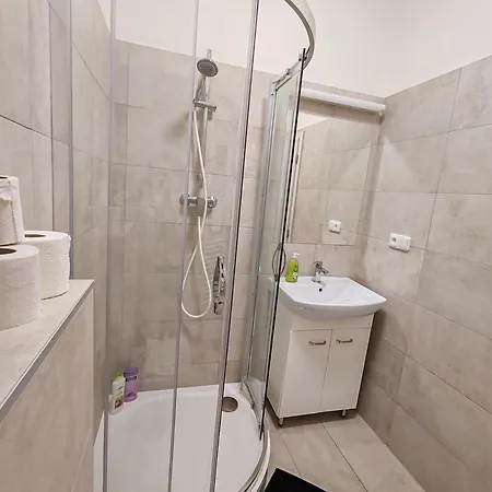 Star C55# By Starbnb Eu ברנו
